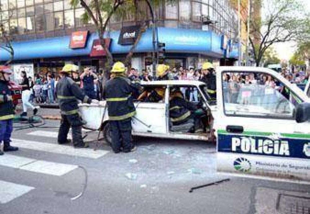 El simulacro fue el principal evento en el primer d�a del Congreso de Seguridad Vial