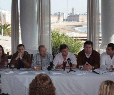 Intendentes de la costa atl�ntica defendieron la industria del turismo