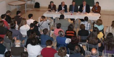 El radicalismo de la sexta se reuni� para una jornada en Sierra de la Ventana