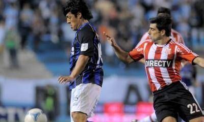 Racing cay� ante Estudiantes y perdi� la posibilidad de ser puntero