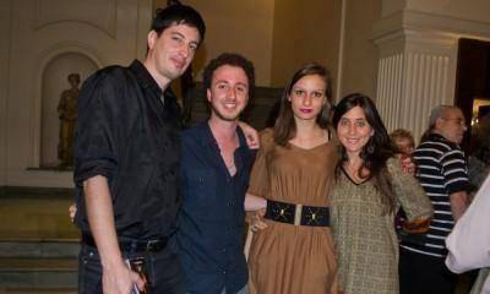 Una recorrida por la gala inaugural del festival "Tango por los Caminos del Vino"