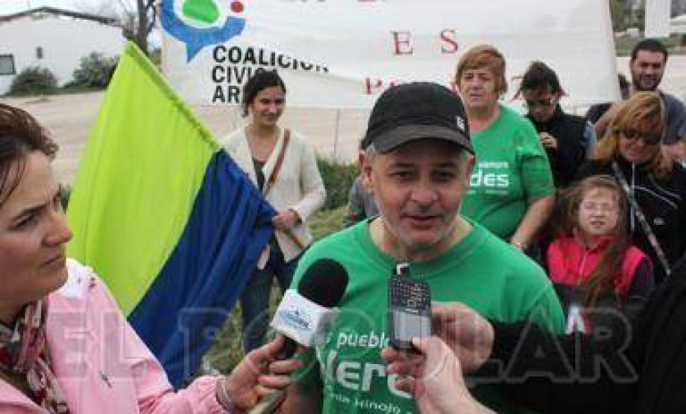 Autoconvocados volvieron a manifestarse frente a la empresa de fertilizantes