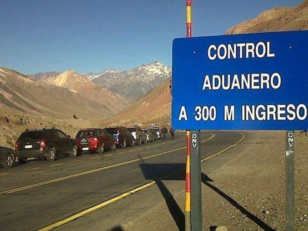 Ya llegaron 13.900 turistas chilenos