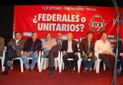 Gorosito particip� de la jornada del radicalismo desarrollada en La Plata
