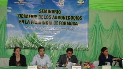 Culmin� con �xito seminario de agronegocios con valiosas exposiciones