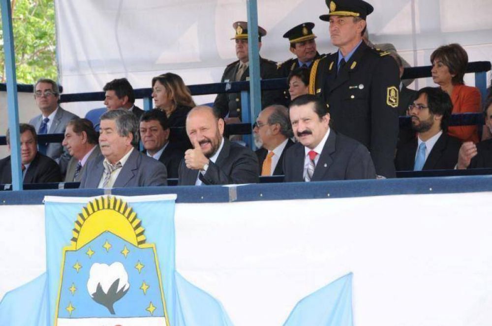El Gobernador Insfr�n se sum� a los festejos del 85� aniversario de Lucio V. Mansilla.