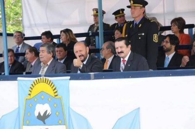 El Gobernador Insfr�n se sum� a los festejos del 85� aniversario de Lucio V. Mansilla.