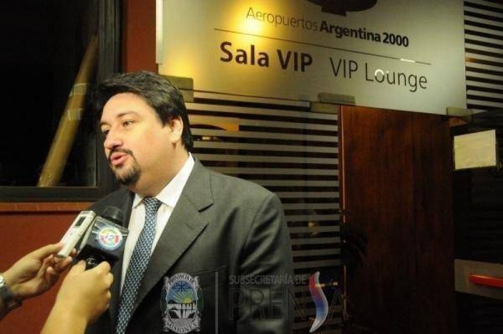 Closs acompa�� a Cristina en la oficializaci�n de la creaci�n de la UCaMis