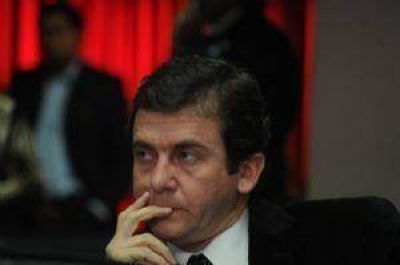 El diputado Mill�n pedir� por escrito informe sobre los servicios