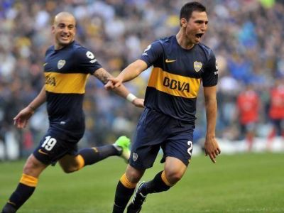 Boca gan� y hundi� al Rojo