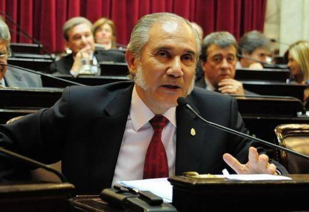 Votar a los 16: "Plantear este tema en t�rminos de especulaci�n es subestimar a los j�venes"