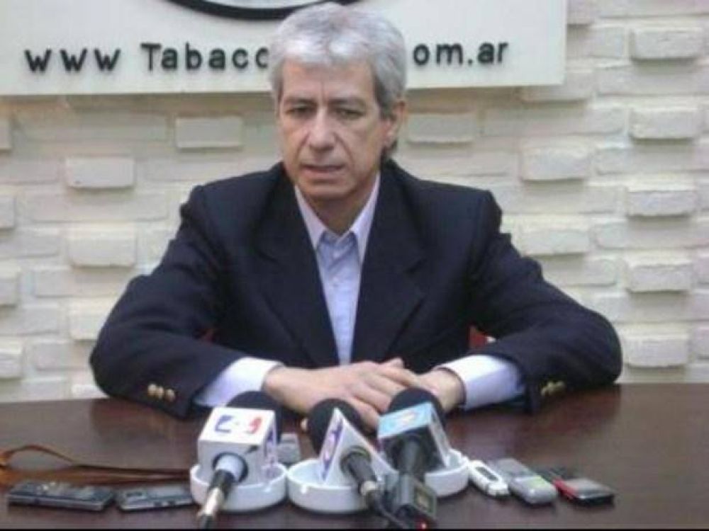 Tabacaleros en espera