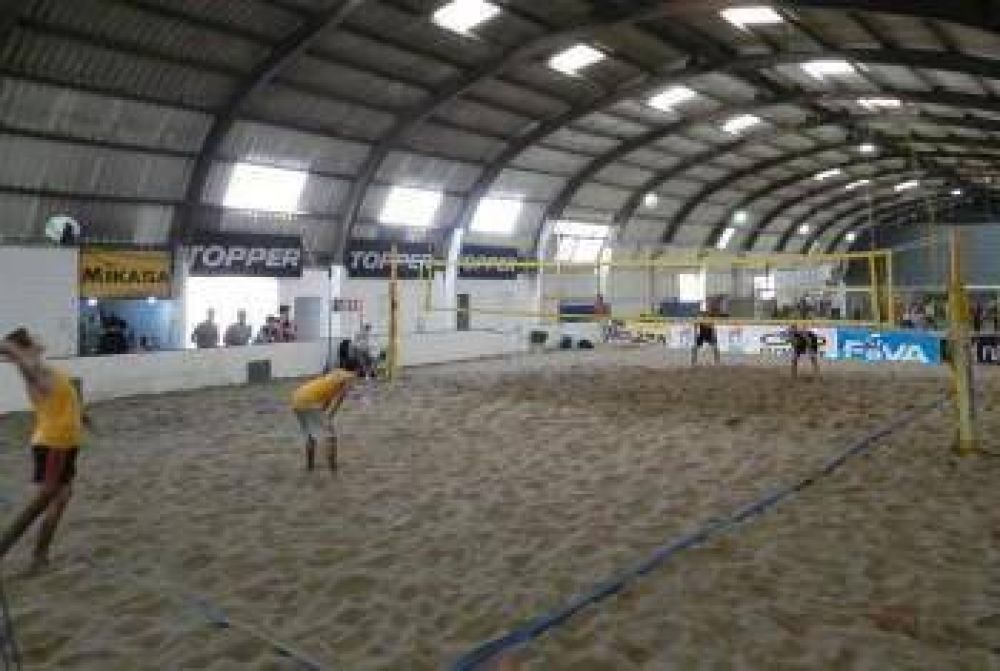 La 1 cancha trmica de beach voley del pas, instalada en Mar del Plata