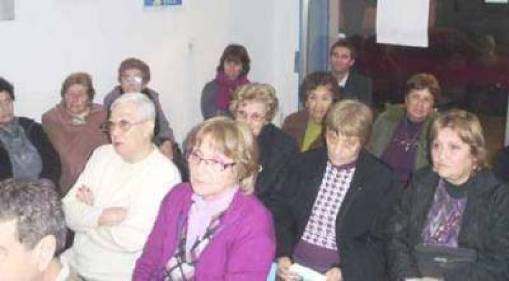 Inauguraron la Asociaci�n de la Tercera Edad �Evita�
