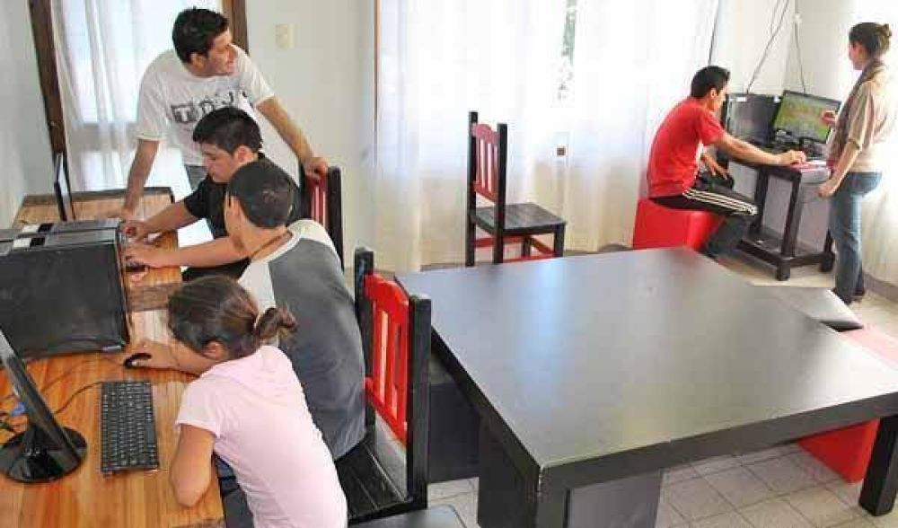 Curso de computaci�n para ni�os y adolescentes