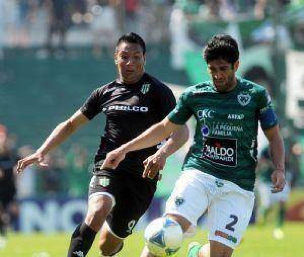 Banfield le gan� a Sarmiento por dos a cero