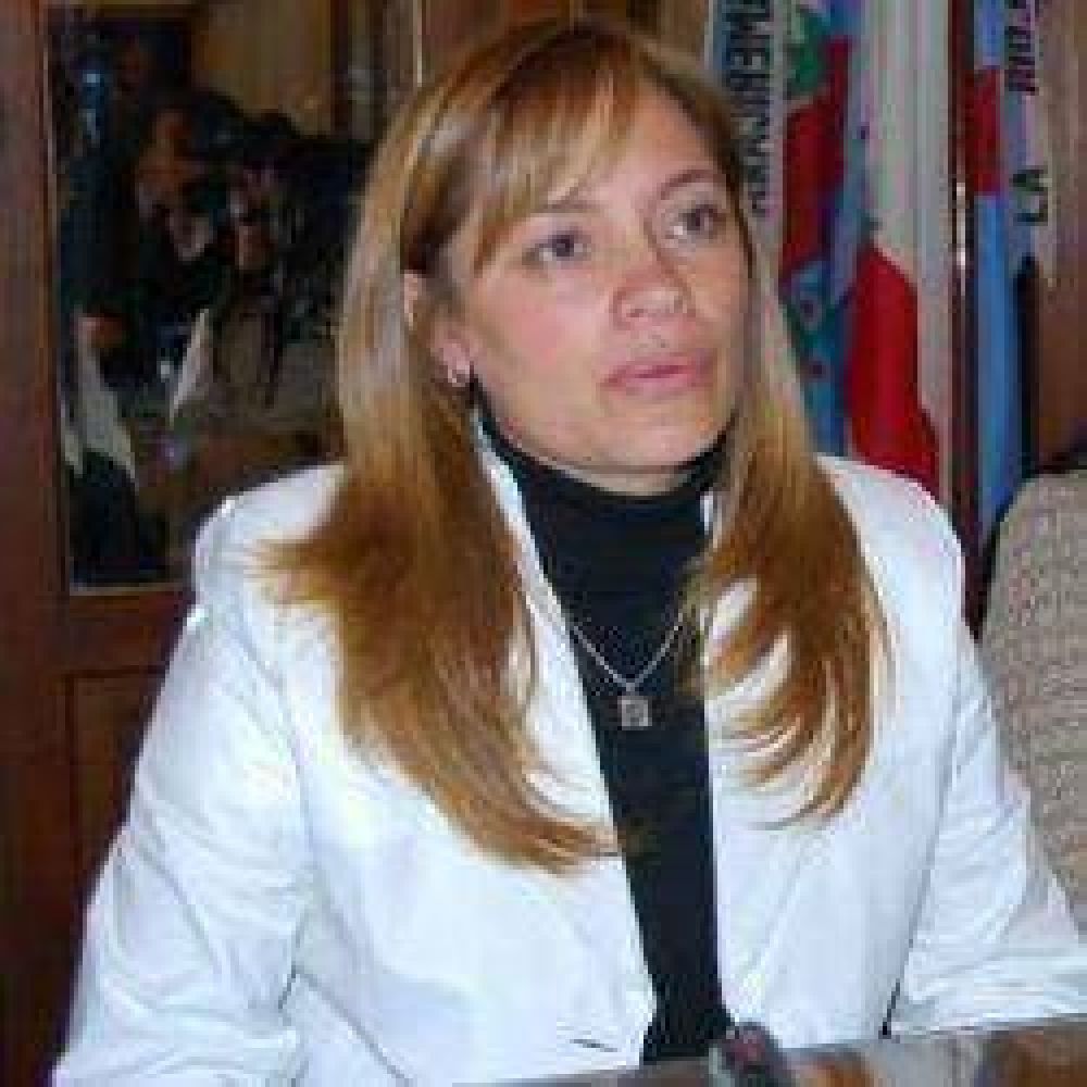Van por los barrios con amplio plan de salud para mujeres
