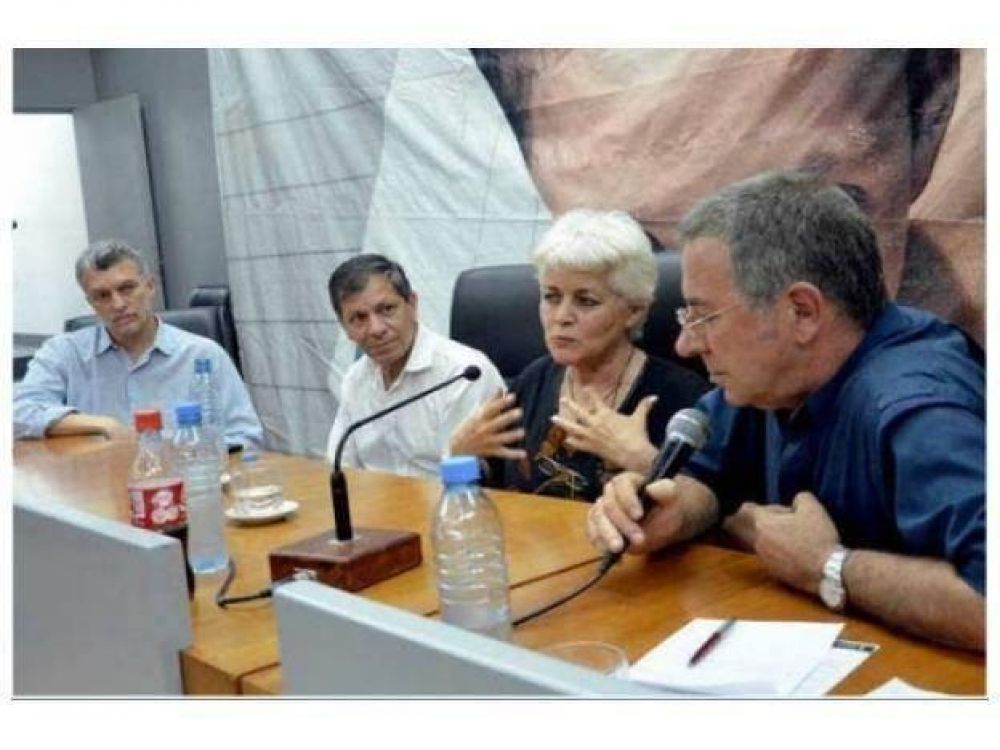 El gobierno inici� curso de formaci�n Pol�tica