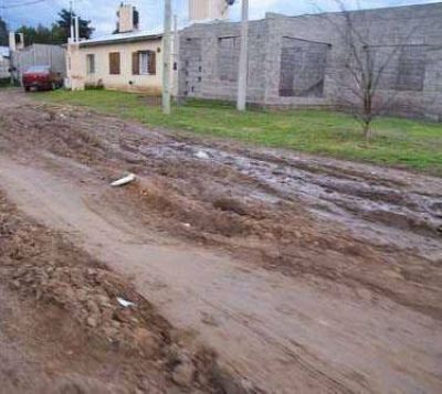 Reclamo de vecinos de por el mal estado de las calles