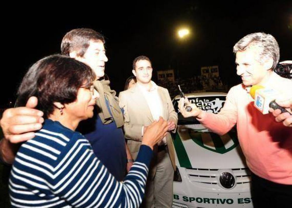 F�tbol: Argentino A y B: Poggi presente en las canchas de Estudiantes y Juventud