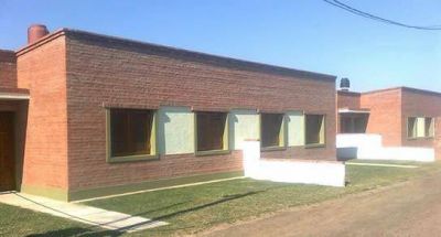Entregan viviendas en Amen�bar