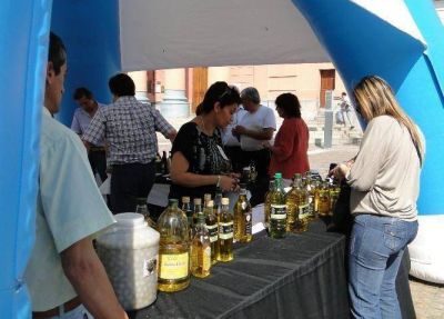 Venta de aceite y aceituna