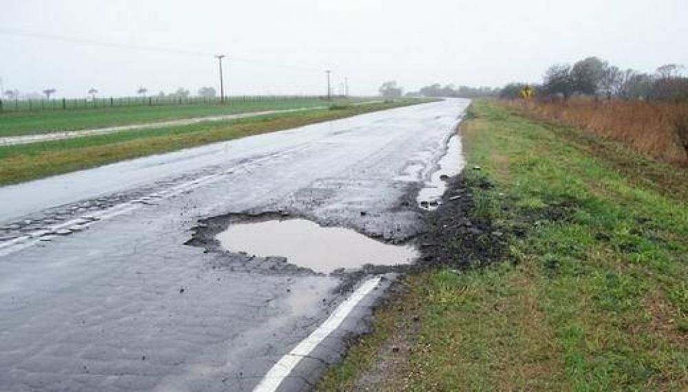 El intendente de Bismarck debi� bachear la destruida Ruta Provincial 3