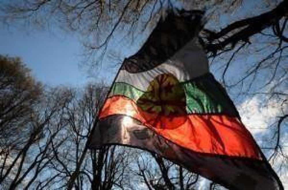 Mapuches env�an carta a Sapag repudiando actividades mineras en Neuqu�n