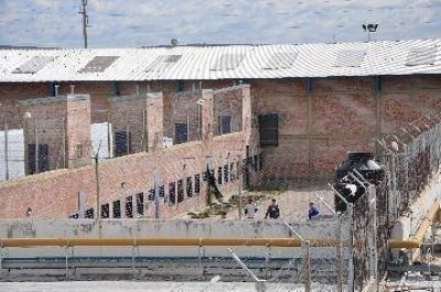 Doble fuga sin contratiempos en el Penal 2 de Roca