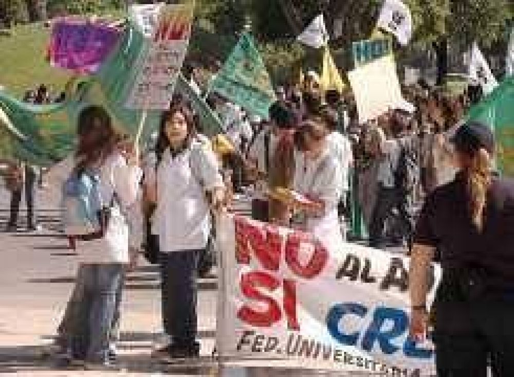 Docentes: abren canal de di�logo