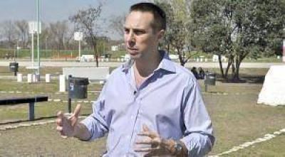 �La prioridad es reforzar la seguridad en todo Lomas�