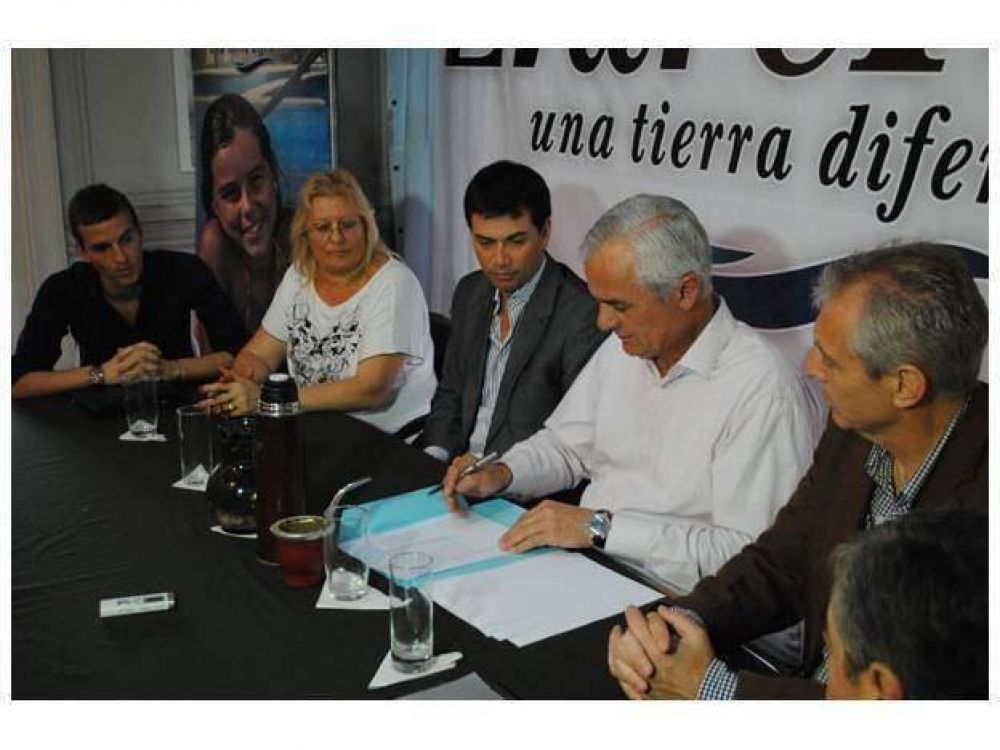 Har�n descuentos a entrerrianos que vacacionen en la provincia
