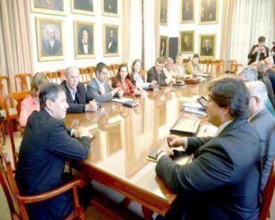 Los municipios se integran a los programas de cultura y comunicaci�n del gobierno