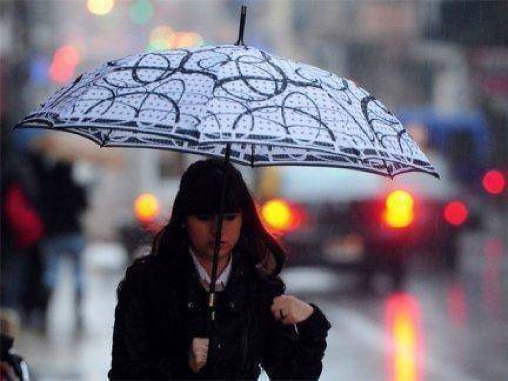 Rige un alerta por lluvias y tormentas intensas