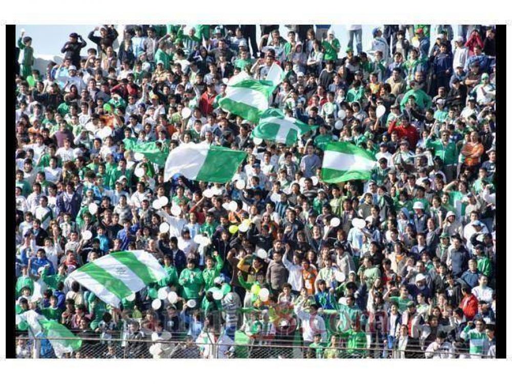 Liberaron a los hinchas de Desamparados detenidos
