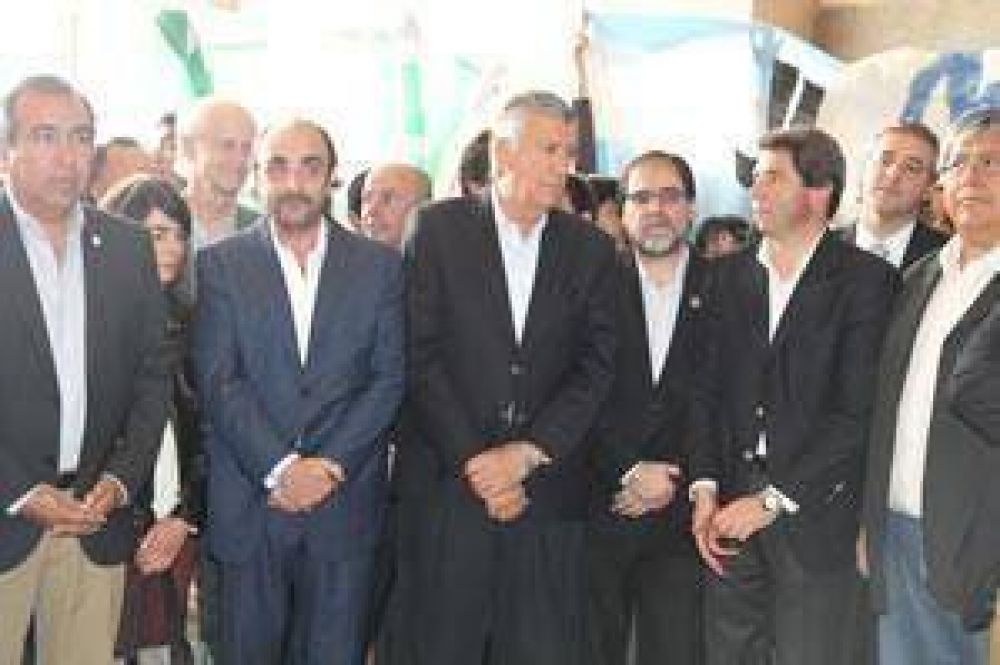 Inauguran �N�stor por Todos�, una muestra de fotos del ex presidente