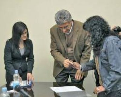 Con $ 4,8 M construir�n 33 mil metros de cordones y cunetas
