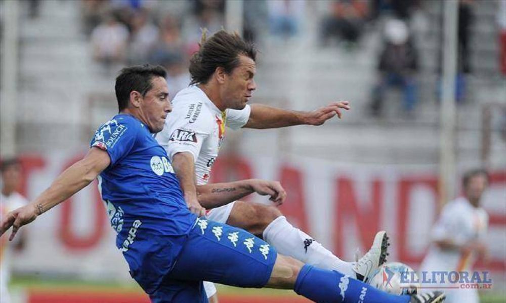 Boca Unidos pudo festejar en Parque de los Patricios su primera victoria