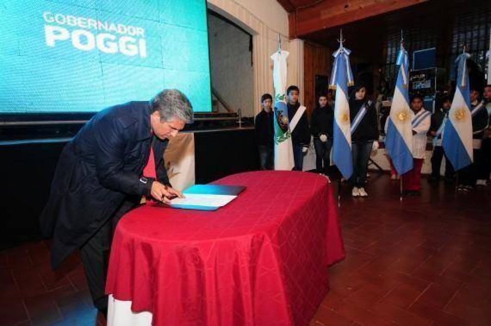 El agua potable llega a la localidad de Donovan