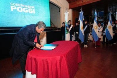 El agua potable llega a la localidad de Donovan