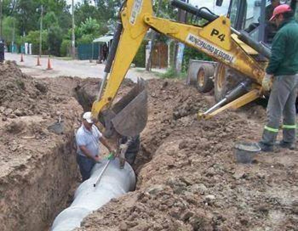 M�s obras h�dricas en el interior provincial