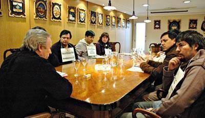 Los docentes dicen que no fueron a darle el apoyo a Peralta si no a reclamarle soluciones