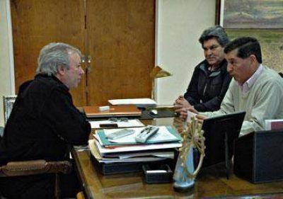 Peralta recibi� el apoyo de las 62 Organizaciones