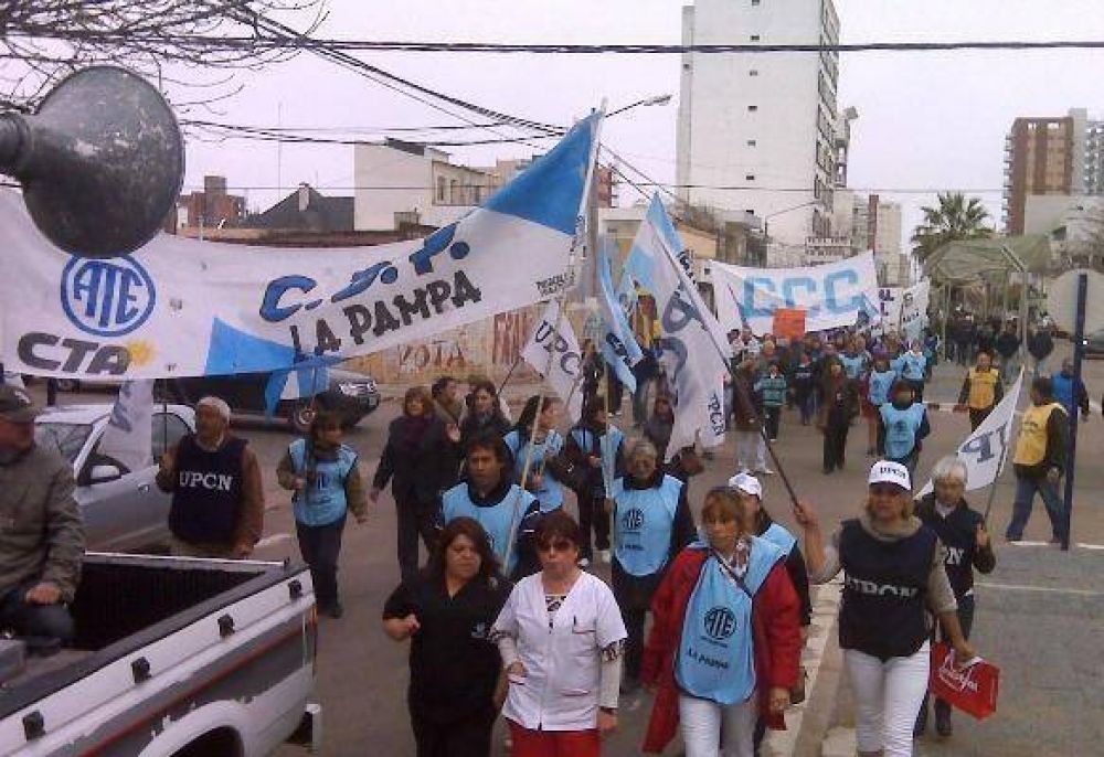 Comienza un paro estatal de dos d�as