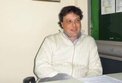 Fernando Pose: �Mezclar agua con aceite no ser�a productivo�