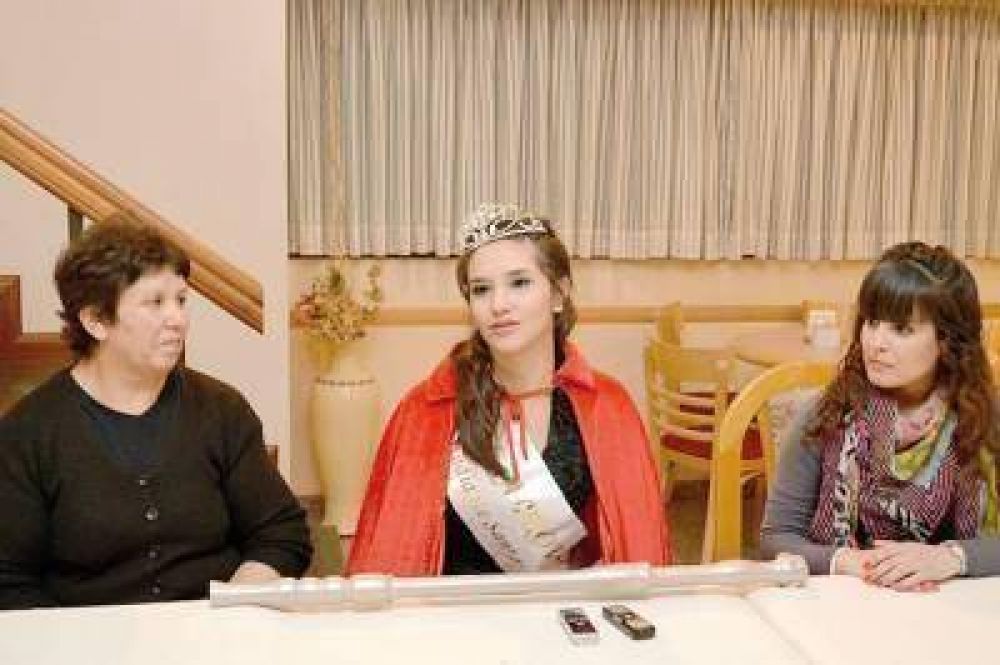 Melody Silva, de Caleta, es la flamante Reina Provincial del Estudiante