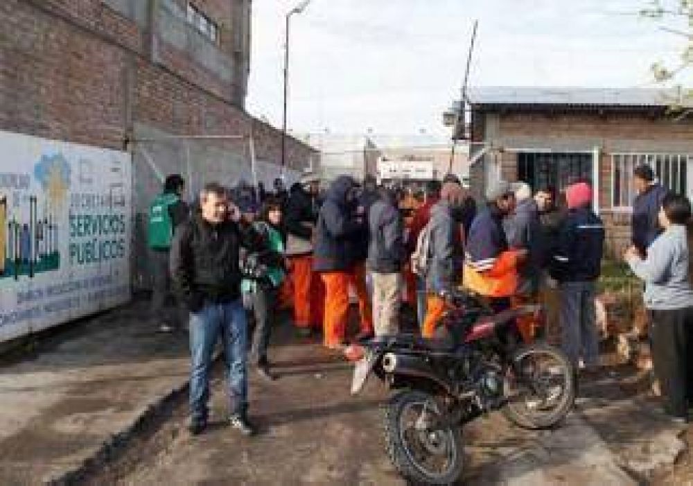 Conflicto por despidos mantuvo paralizada la recolecci�n de la basura 