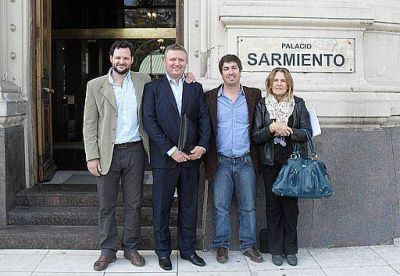 Avanza el proyecto para la creaci�n de un Centro de Estudios Superiores en Mercedes