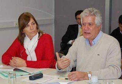 Funcionarios explicaron proyectos del Poder Ejecutivo