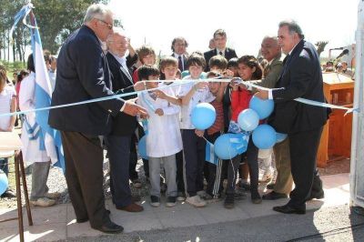Ponen en marcha una nueva obra de agua potable en San Andr�s de Giles
